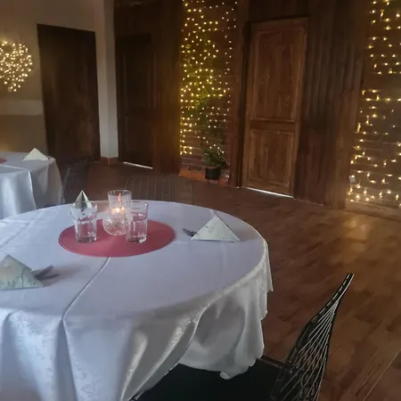Conacul Ancutei Bed & Breakfast 3*