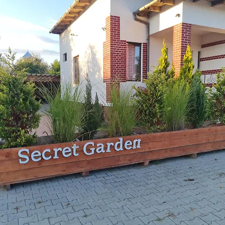 Conacul Ancutei Bed & Breakfast